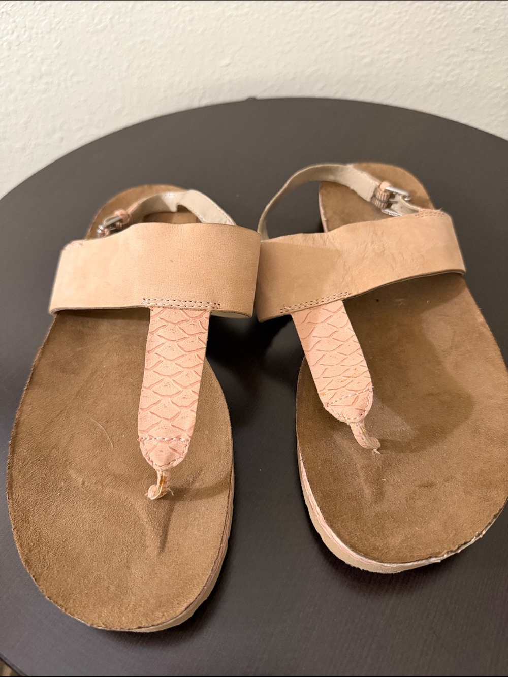 Franco Sarto Beige/Tan Leather Thong Sandals